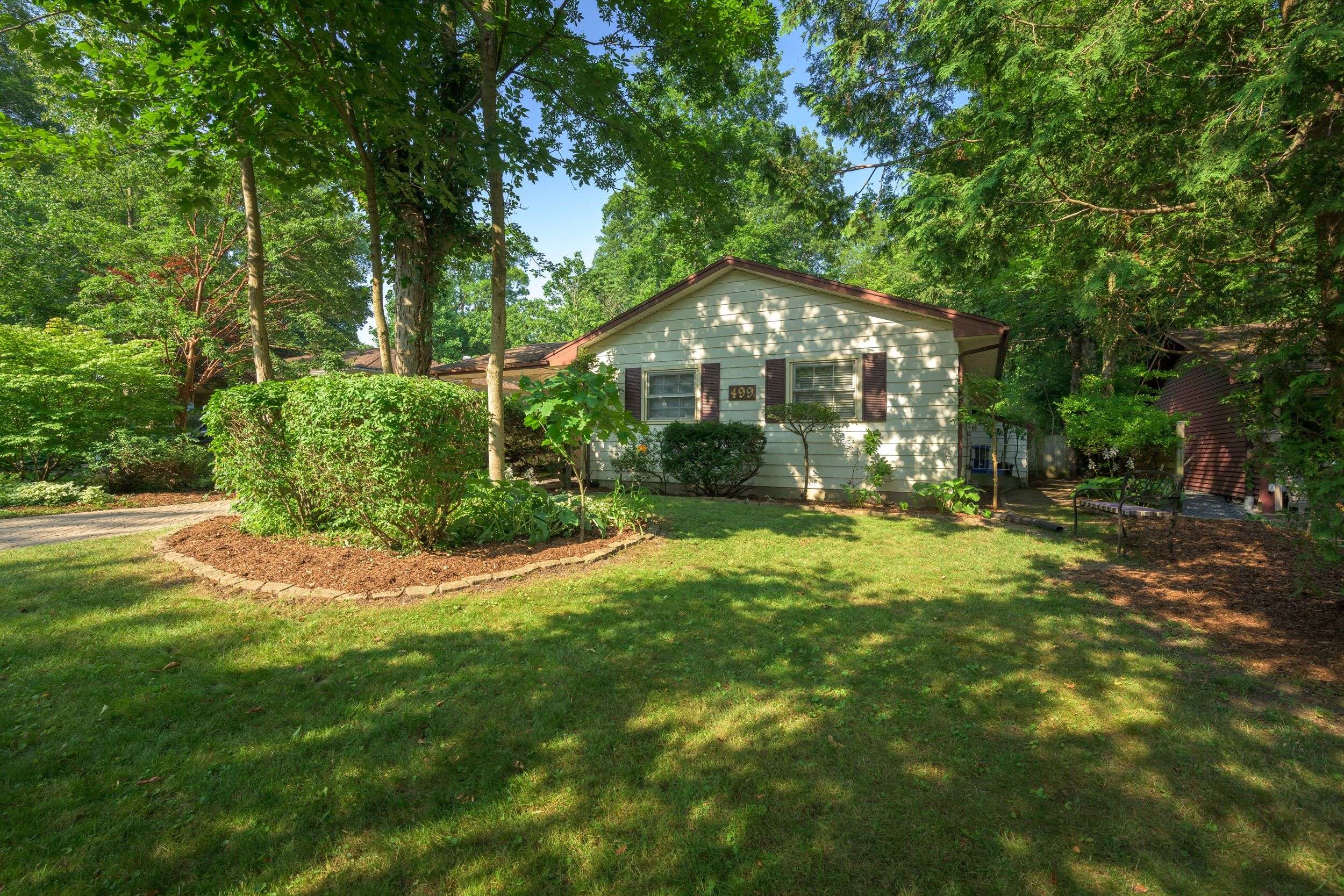 London South, ON N6K 2R3,499 Belvedere AVE