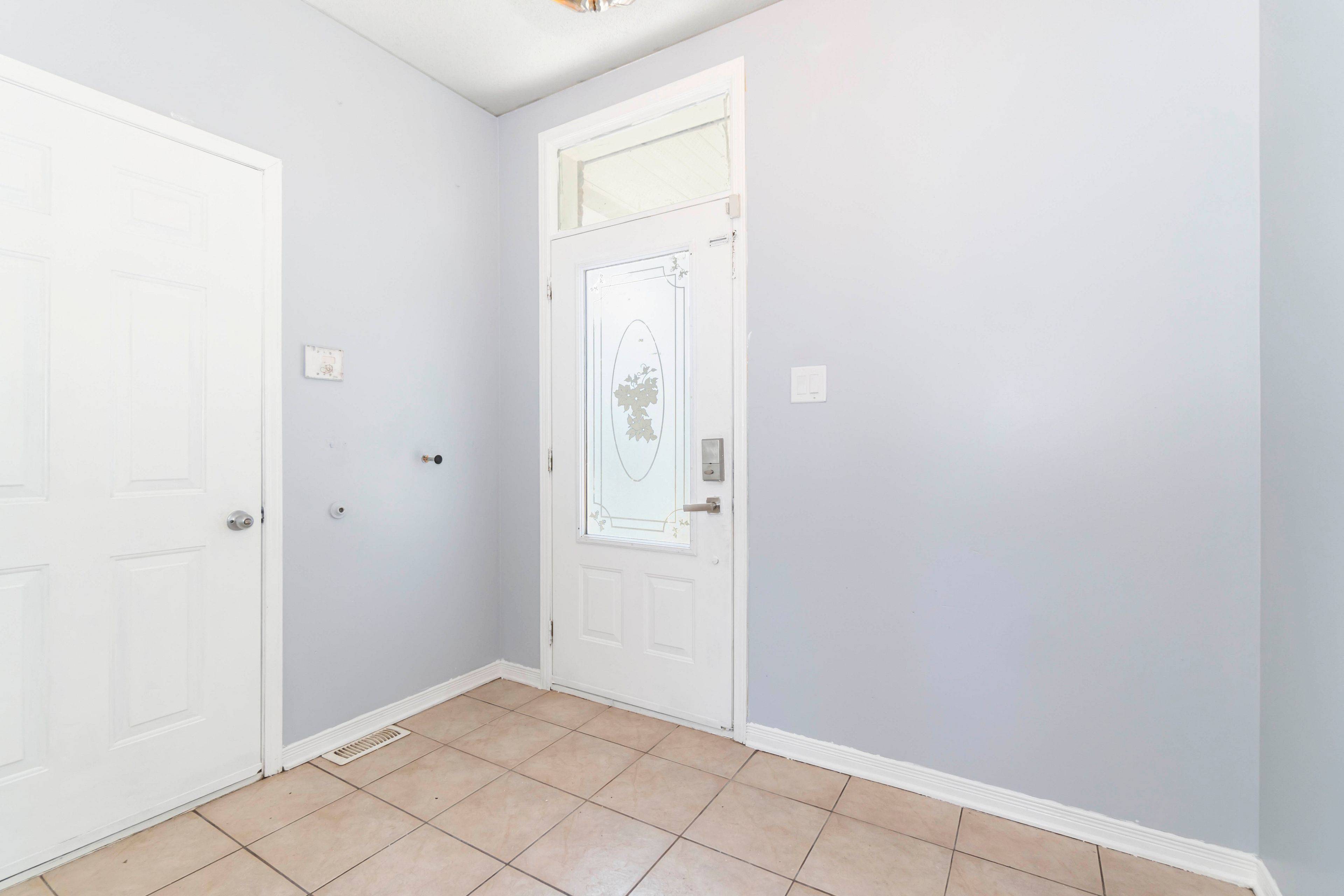 Clarence-rockland, ON K4K 1S4,2207 Cecile CRES