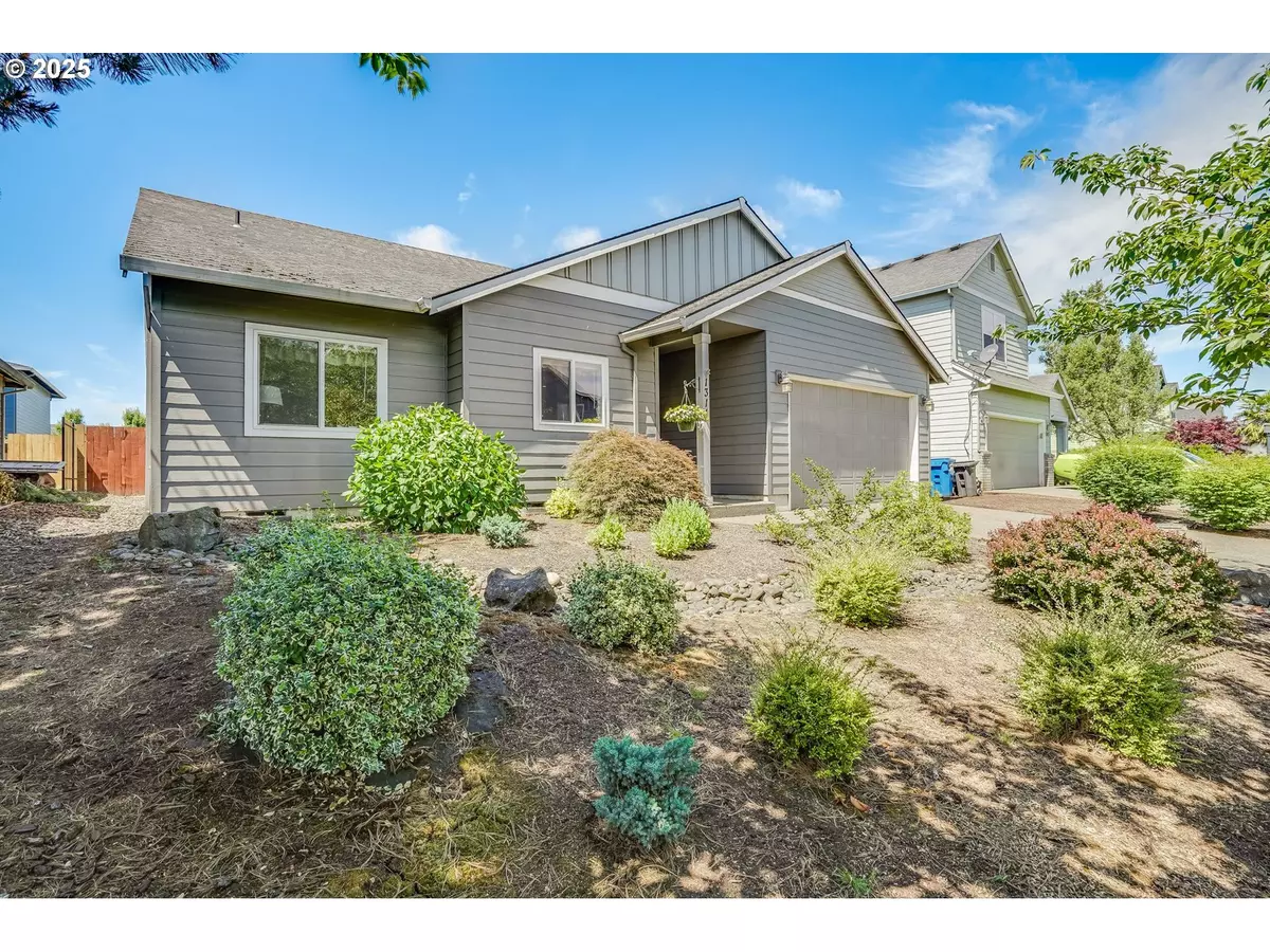 Woodburn, OR 97071,1311 FOXGLOVE ST