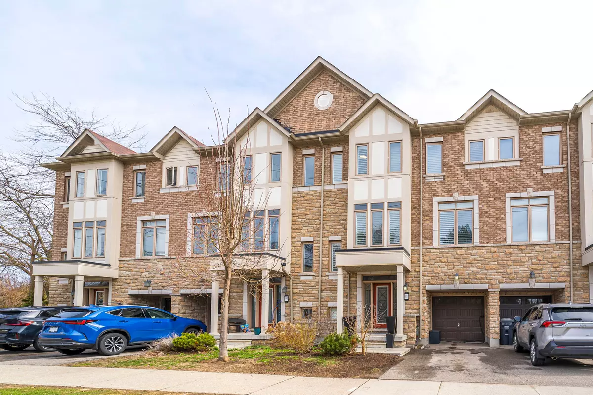 Mississauga, ON L5A 2N6,2057 Cliff RD #64