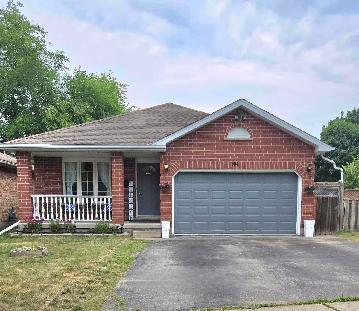 London East, ON N5V 4H1,994 Chippewa DR