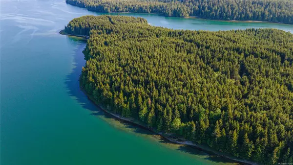 SL2 Kvarno Island, Ucluelet, BC V0R 3A0