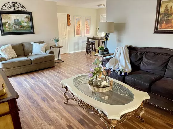 Denison, TX 75020,903 Seymore Circle