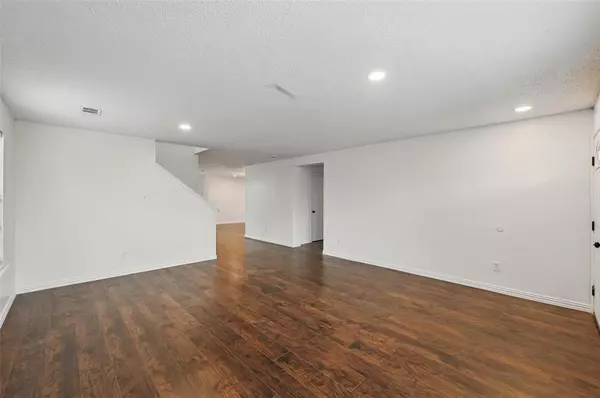 Desoto, TX 75115,605 Jewelflower Drive