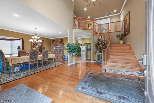 Woodland Park, NJ 07424,142 Highview Dr