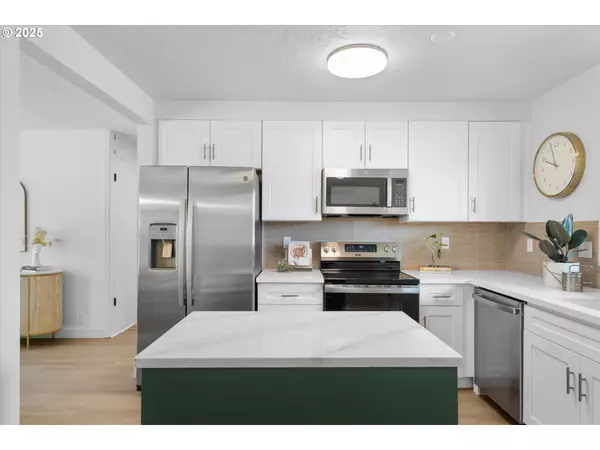 Portland, OR 97220,11510 NE SAN RAFAEL ST