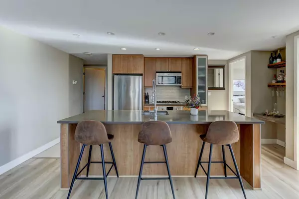Calgary, AB T2R 0P4,1118 12 AVE Southwest #908