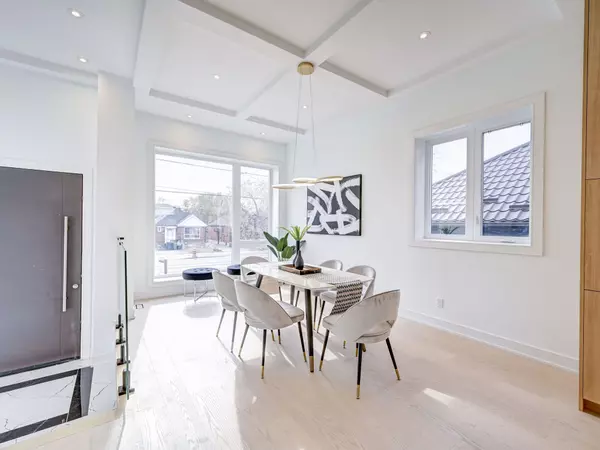 Toronto E03, ON M4J 2V7,376 O'Connor DR
