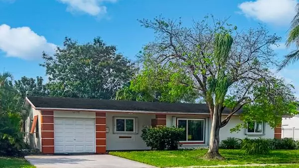 4025 Madison St, Hollywood, FL 33021