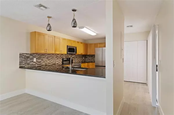 Tamarac, FL 33321,8113 NW 71st Ct #8113