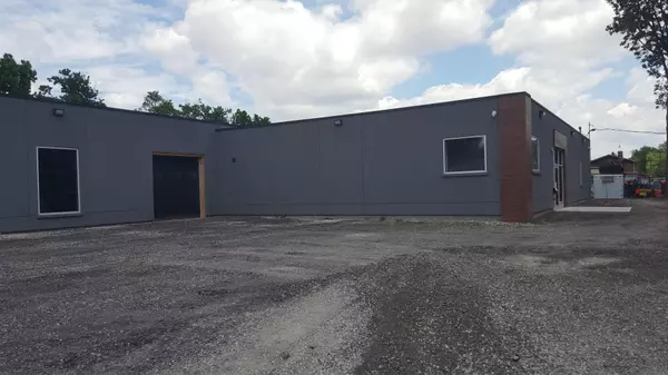 Mississauga, ON L5E 1H8,1257 St Marys AVE