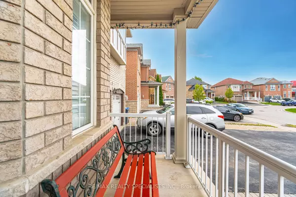 Brampton, ON L6P 1P2,8 Goreridge CRES