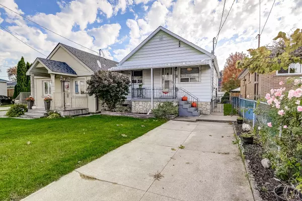 378 Waverly ST, Hamilton, ON L8H 6R2