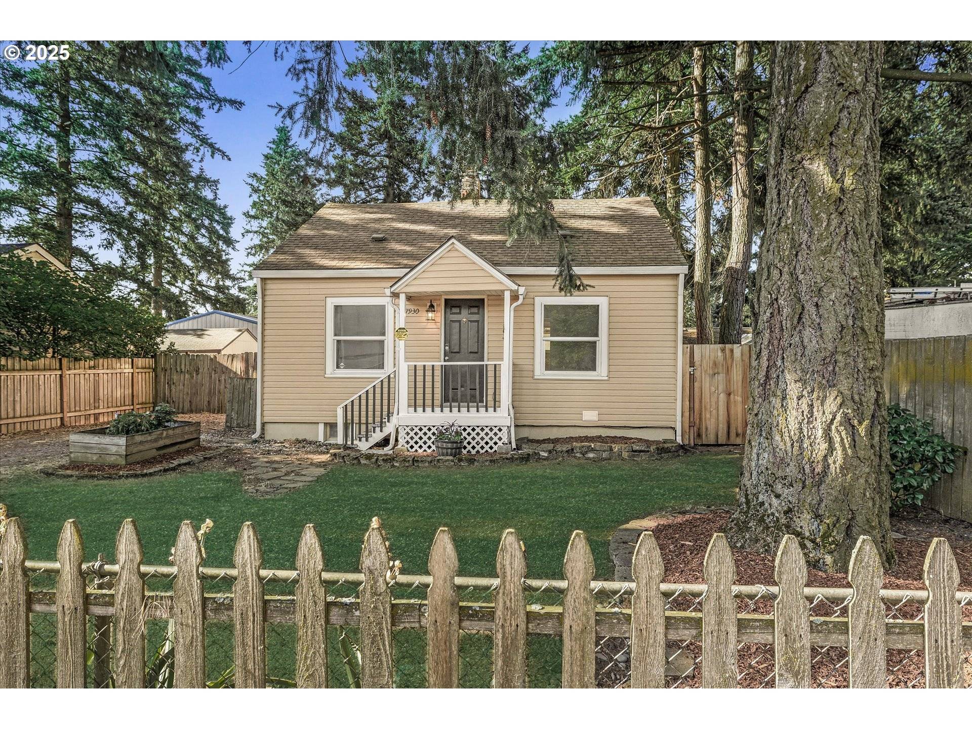 Milwaukie, OR 97222,7930 SE OVERLAND ST