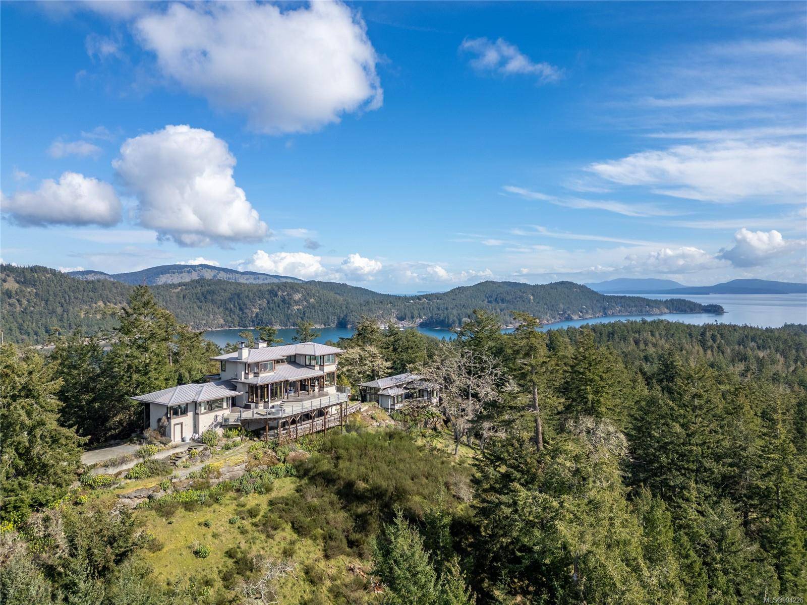 Pender Island, BC V0N 2M2,6927 Pirates Rd