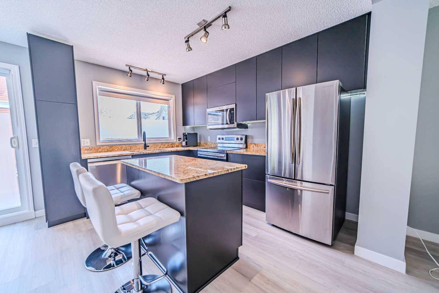 Calgary, AB T2Z 4G3,236 McKenzie Towne Link SE