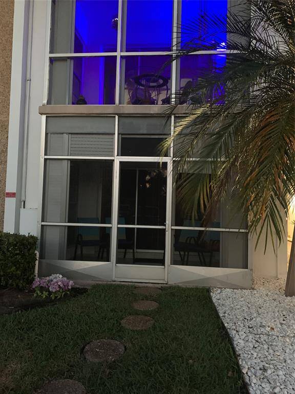 Oakland Park, FL 33334,3040 NE 16th Ave #107