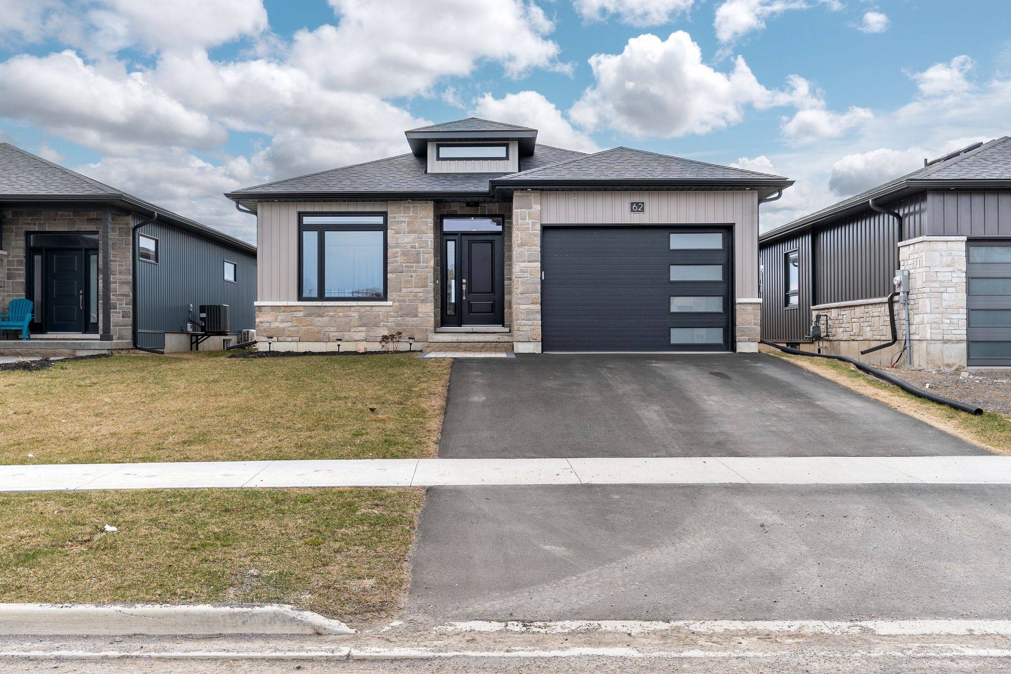 62 Hastings Park DR, Belleville, ON K8P 0H7