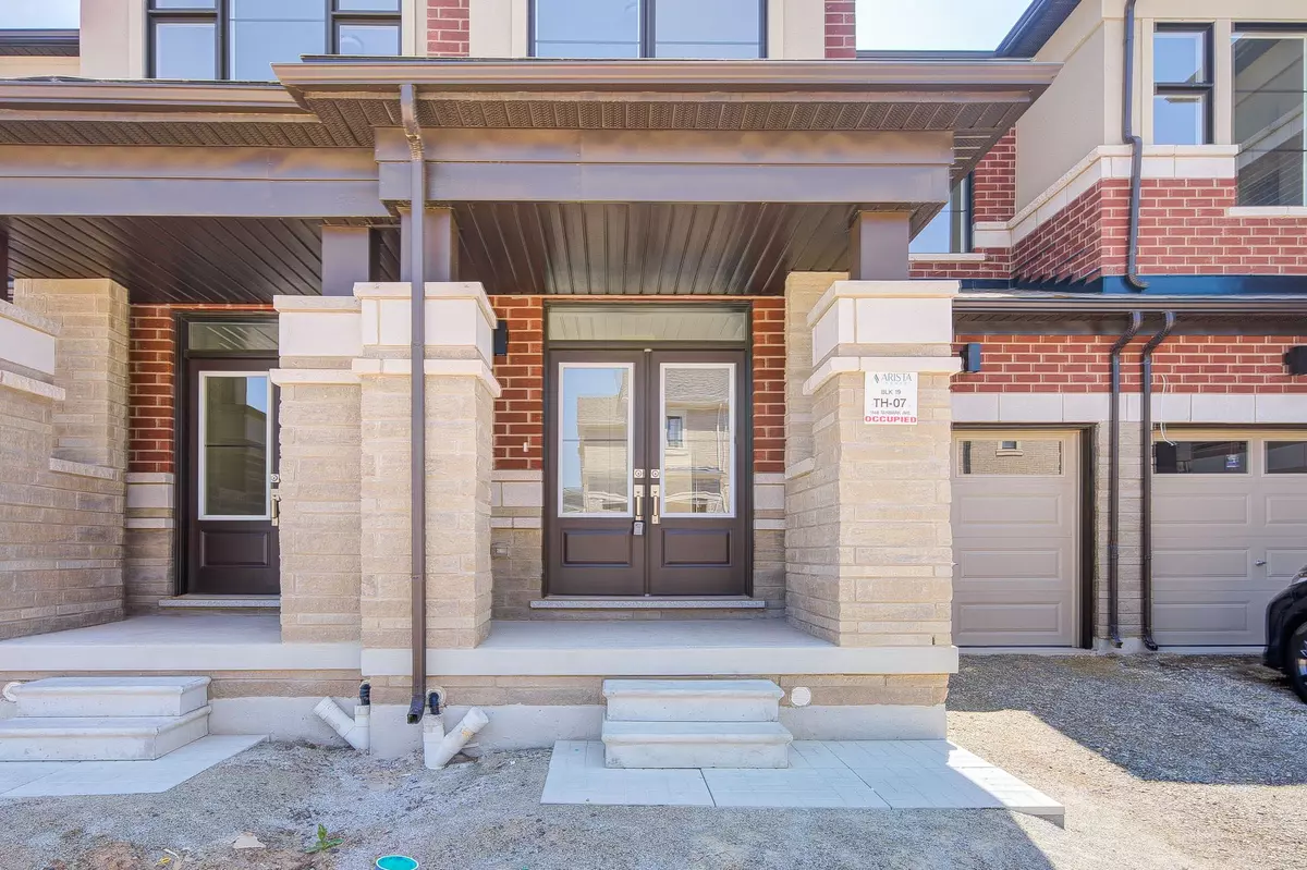 Oakville, ON L6H 8C4,1148 Tanbark AVE