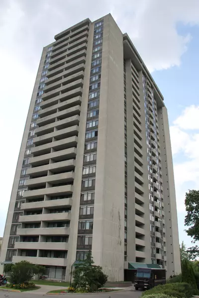 3300 Don Mills RD #2110, Toronto C15, ON M2J 4X7