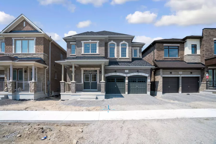 2210 Cayenne ST, Oshawa, ON L1L 0S1