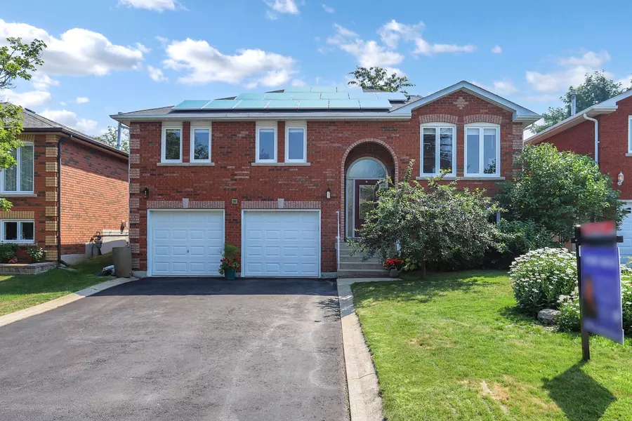 93 Compton CRES, Bradford West Gwillimbury, ON L3Z 2X7