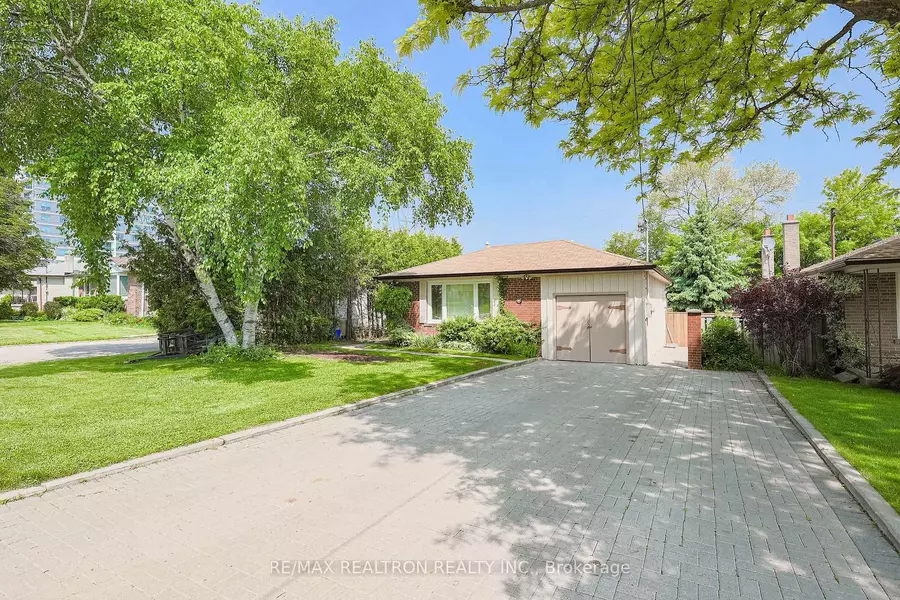 46 Meadowview AVE, Markham, ON L3T 1K7