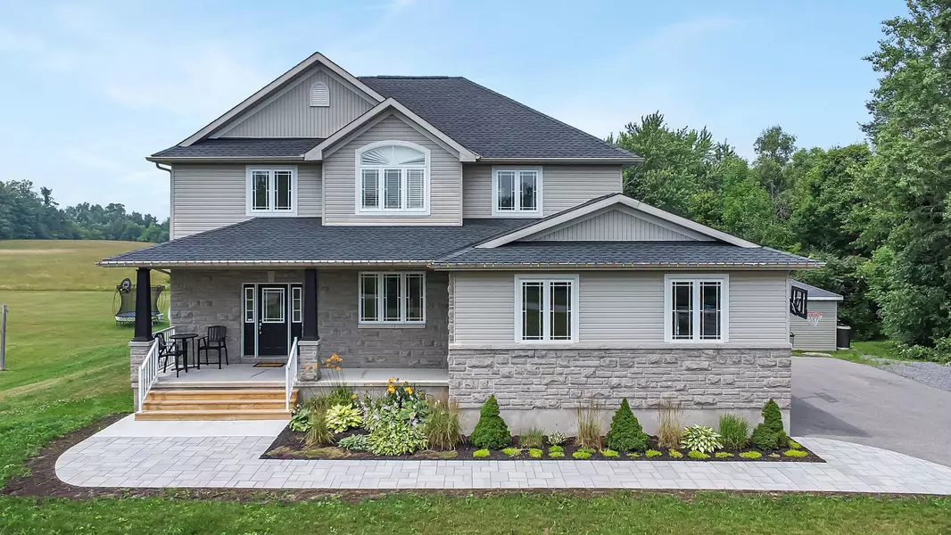 17 Kolo DR, Stittsville - Munster - Richmond, ON K0A 1B0