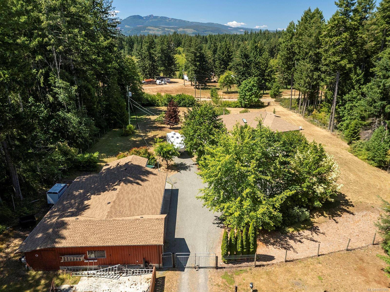 Courtenay, BC V9J 1V3,6411 Bishop Rd