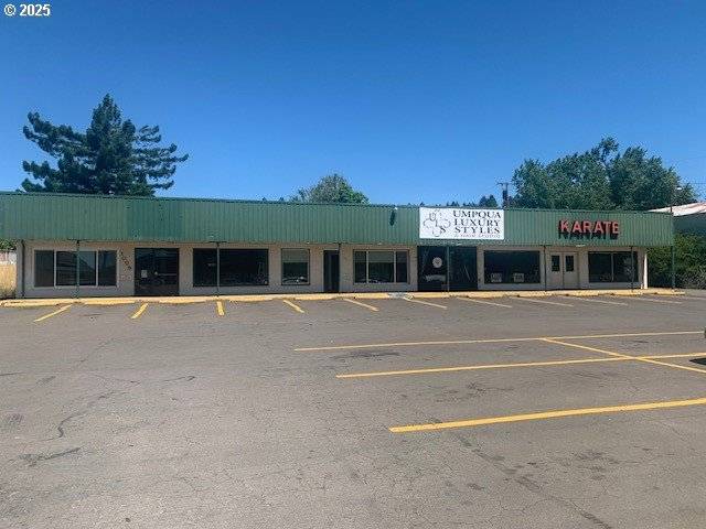 Sutherlin, OR 97479,1003 W CENTRAL AVE