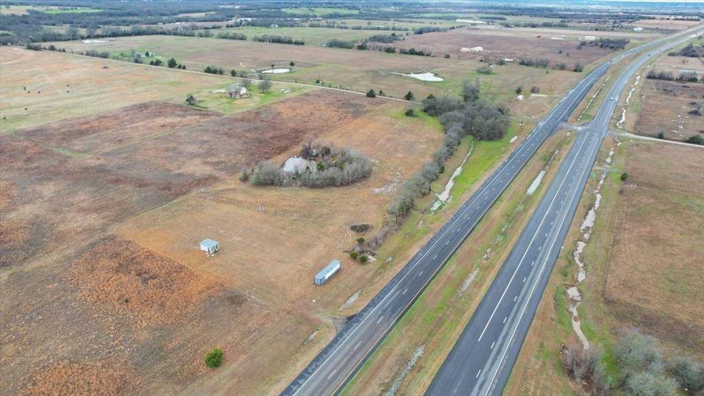 Ector, TX 75479,265 County Road 1280