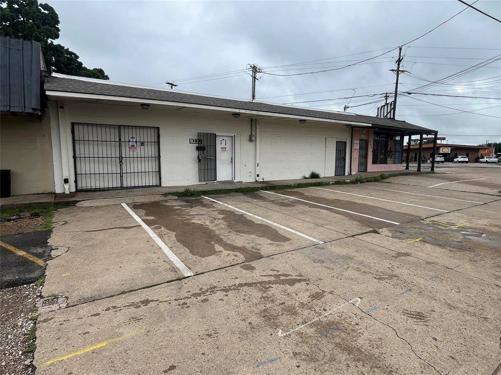 Dallas, TX 75217,8222 C F Hawn