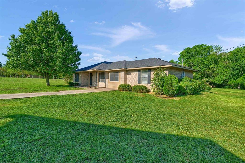 Trenton, TX 75490,645 County Road 4441