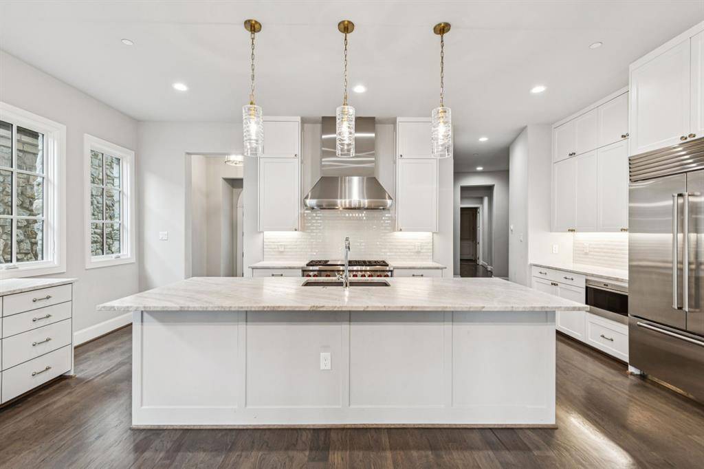 8 Comillas Drive, Westlake, TX 76262