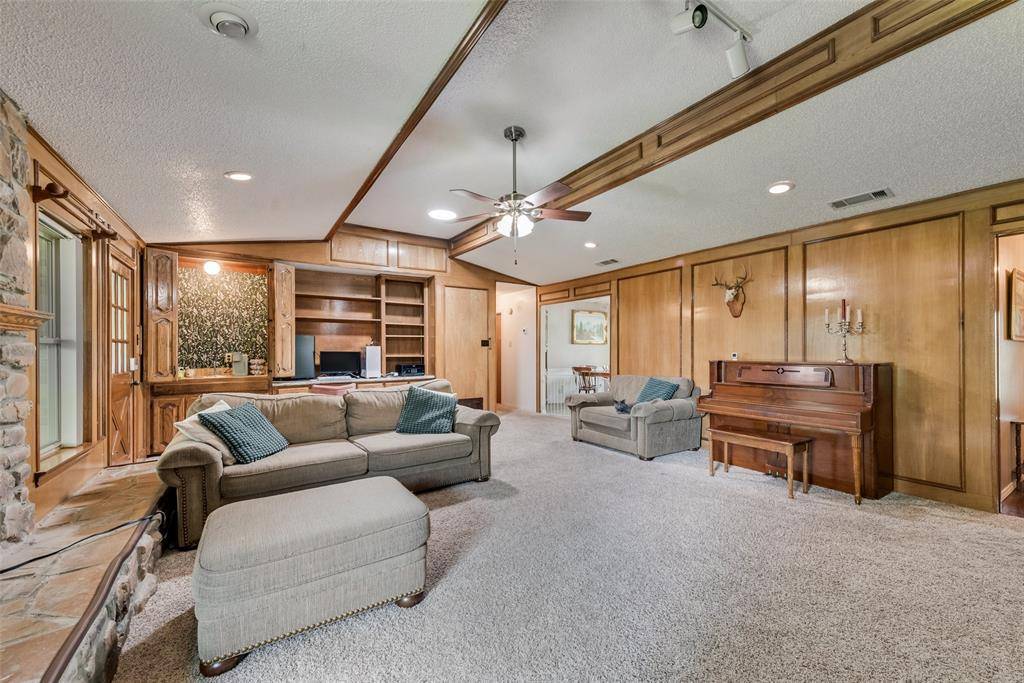 Garland, TX 75040,3410 Queenswood Lane