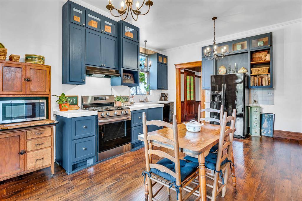 Weatherford, TX 76086,414 W Columbia Street