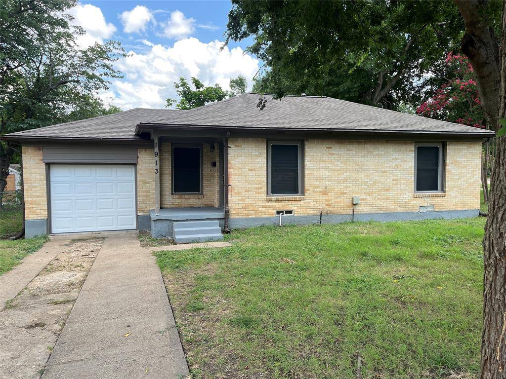 1913 Devonshire Drive, Garland, TX 75041