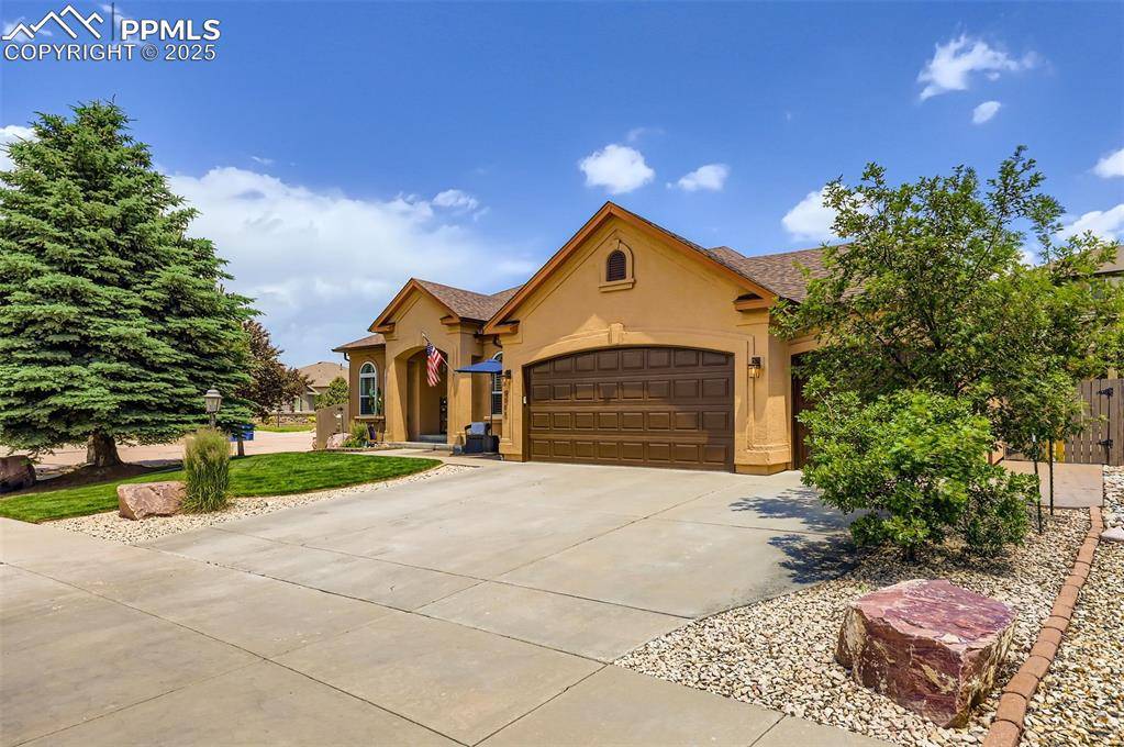 5585 Calamity Jane LN, Colorado Springs, CO 80923