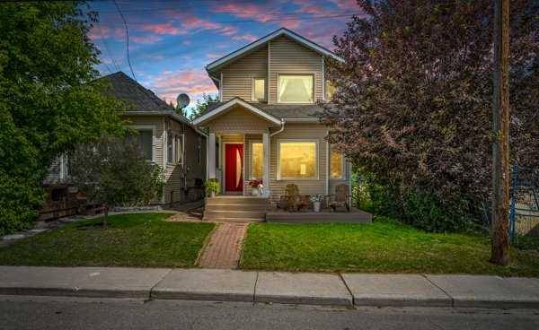 44 34 AVE Southwest, Calgary, AB T2S 2Z2