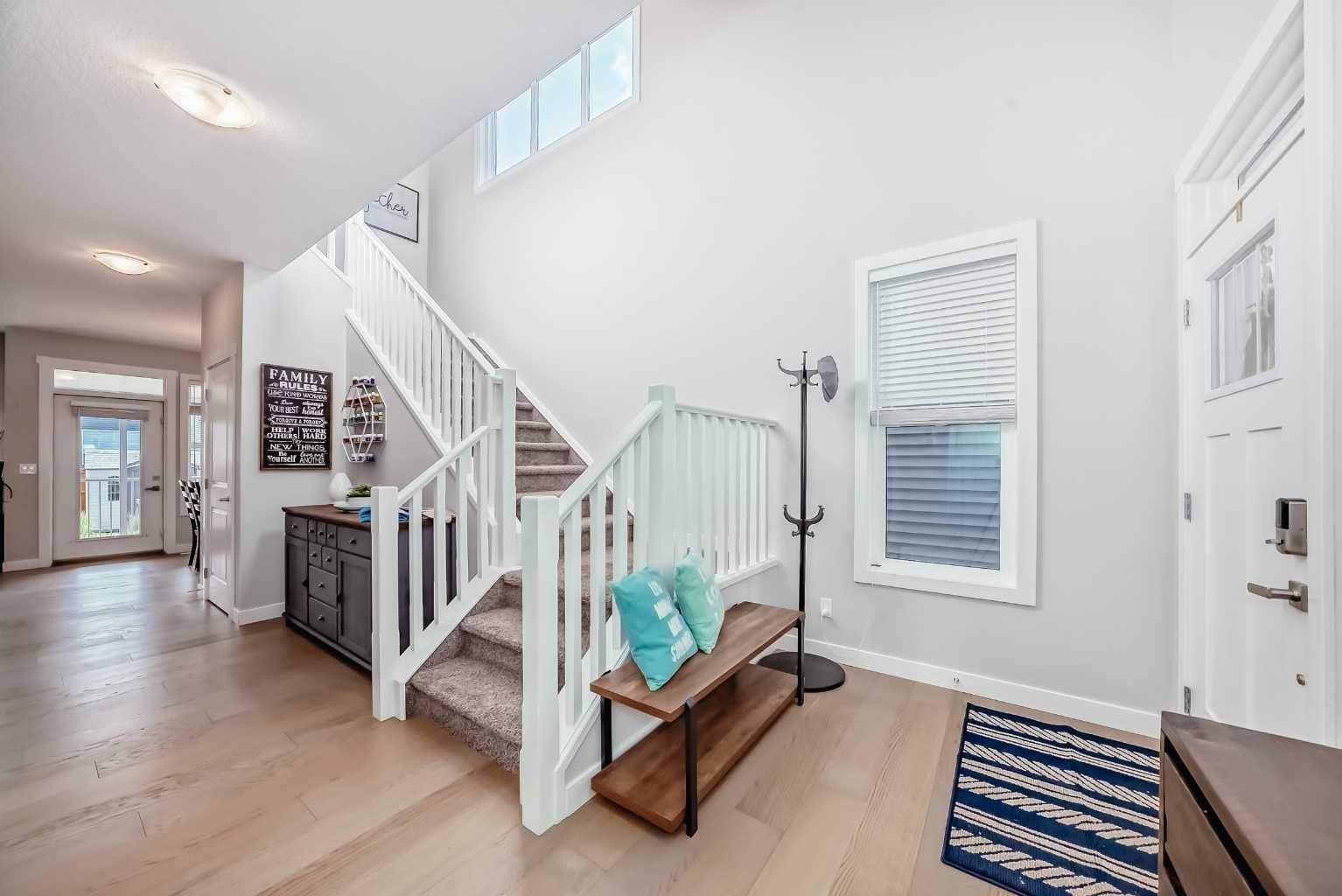 Calgary, AB T2X 4N5,31 Belmont CRES Southwest