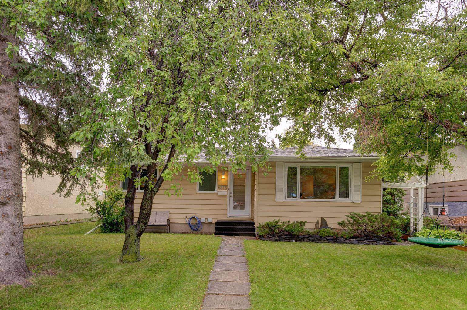 4816 Verona DR NW, Calgary, AB T3A 0P4
