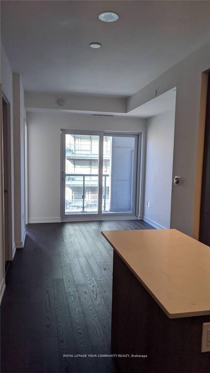 Toronto C02, ON M4W 0B1,1 Yorkville AVE #1106
