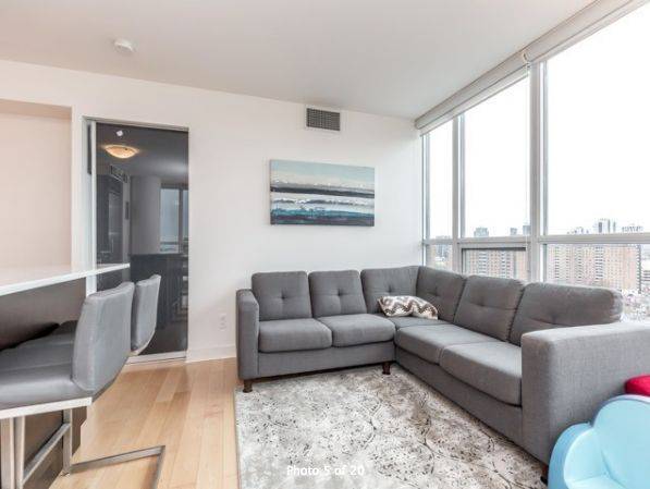 Toronto C01, ON M5V 0E6,170 Fort York BLVD #2111