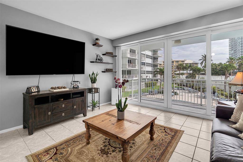 Fort Lauderdale, FL 33316,1920 S Ocean Dr #208