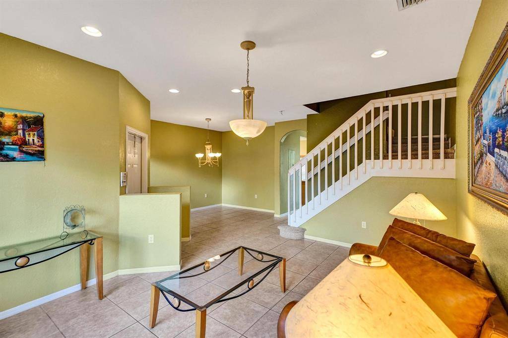 Margate, FL 33063,3303 Merrick Ln #1002