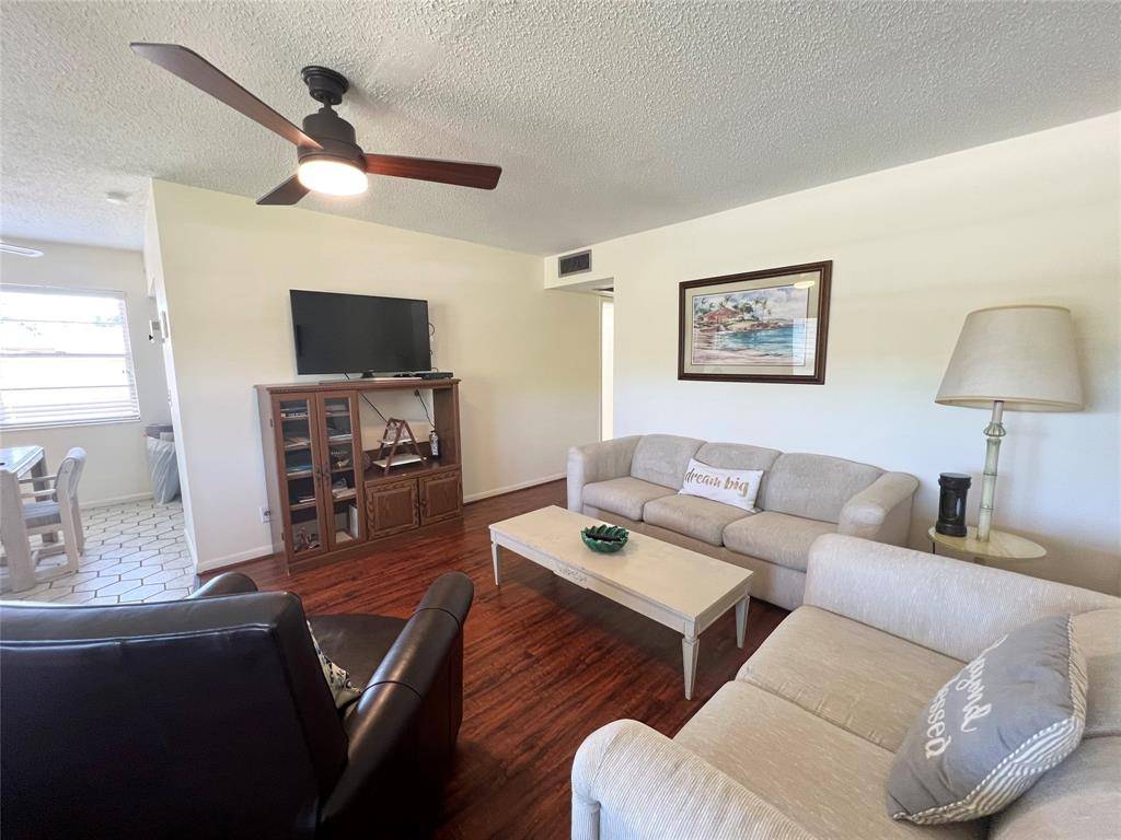 Deerfield Beach, FL 33442,64 Upminster C #64