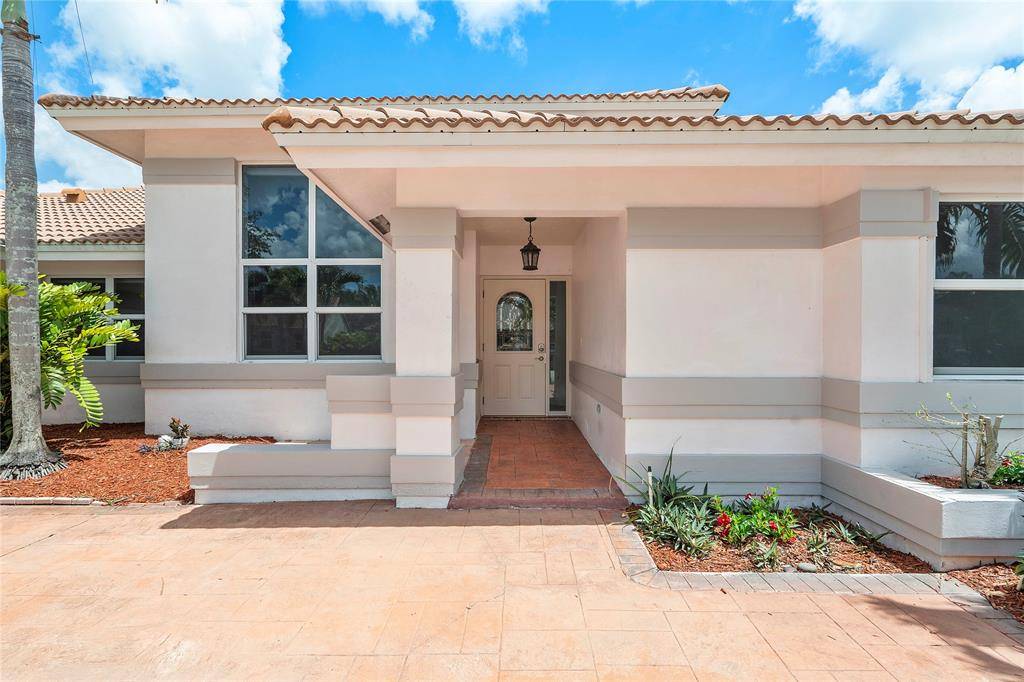 Davie, FL 33328,9101 N Southern Orchard Rd