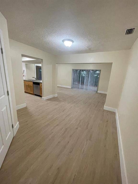 Margate, FL 33068,4986 SW 7th St