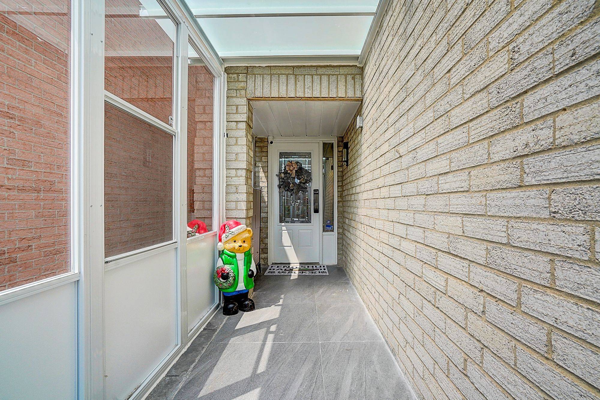 Vaughan, ON L4J 7J6,116 Westhampton DR