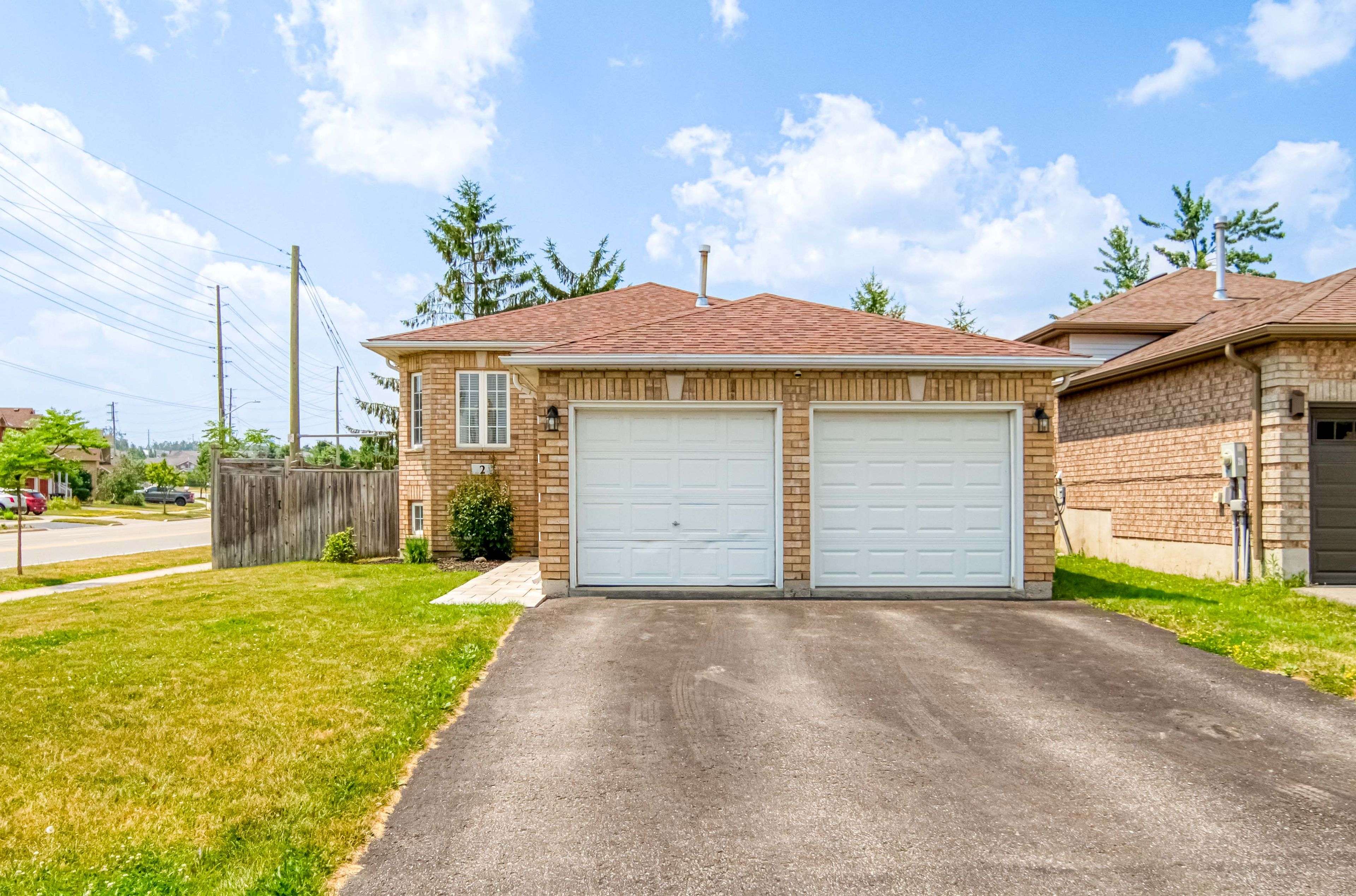 2 Michael CRES, Barrie, ON L4M 6Y9